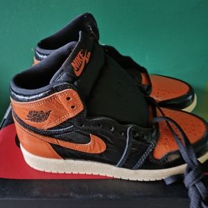 Jordan 1 shattered backboards